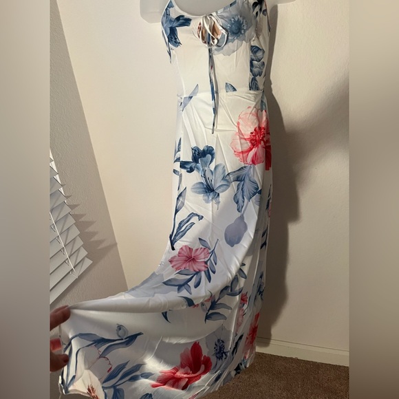 Sheilay summer dress with open back size M - Picture 4 of 13